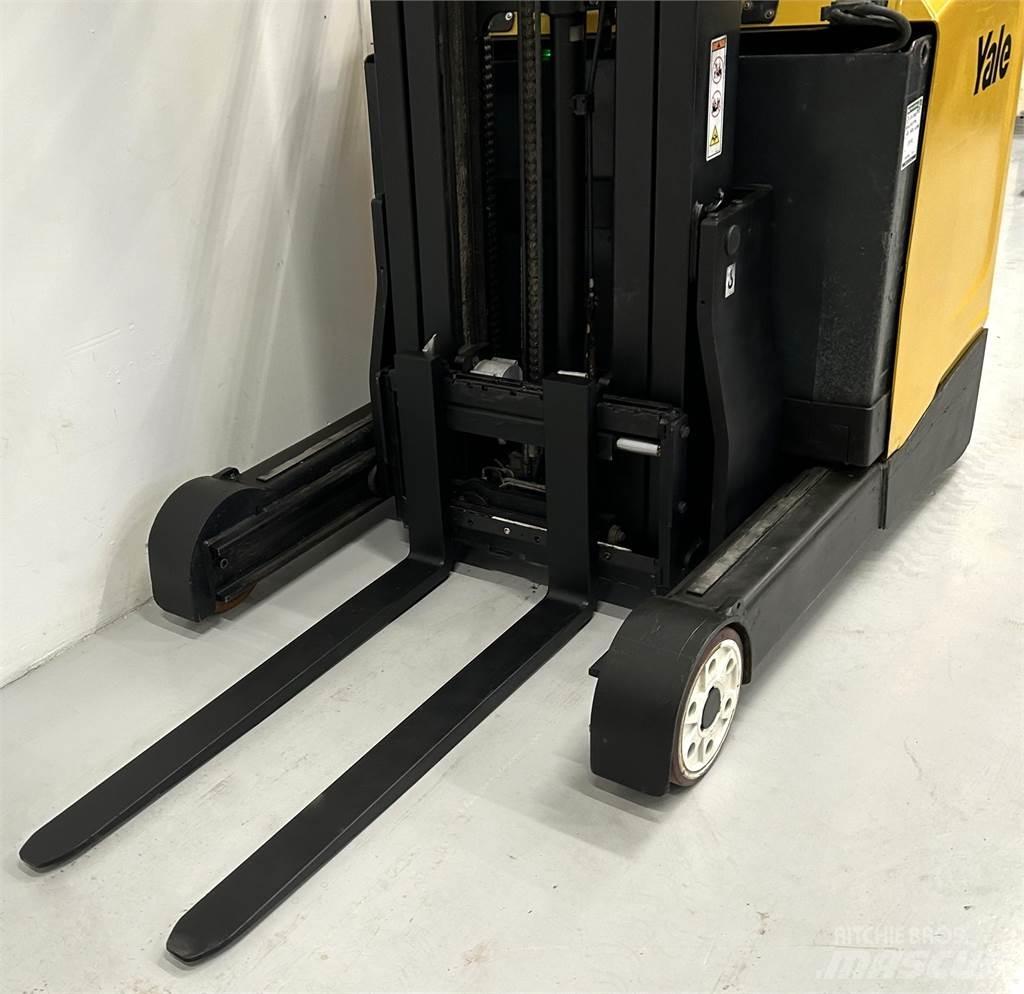 Yale MR14 Schubmaststapler