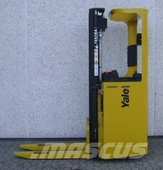 Yale SMS15S Selbstfahrstapler