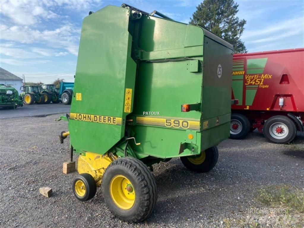 John Deere 590 Rundballenpressen