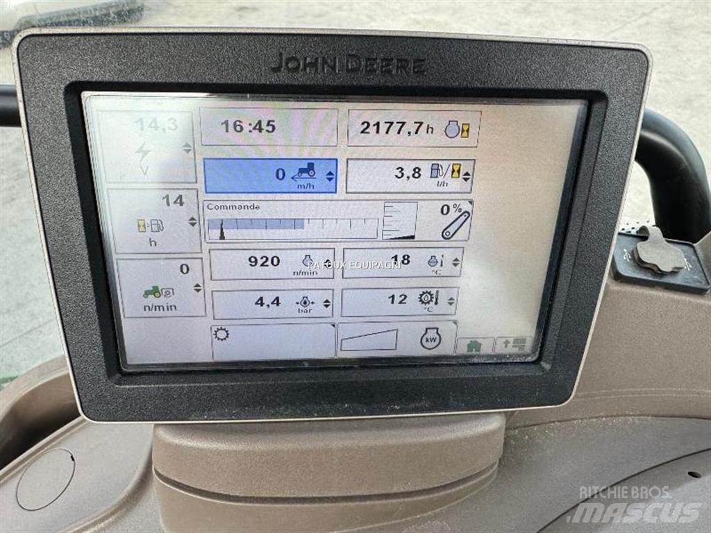 John Deere 6105R Traktoren