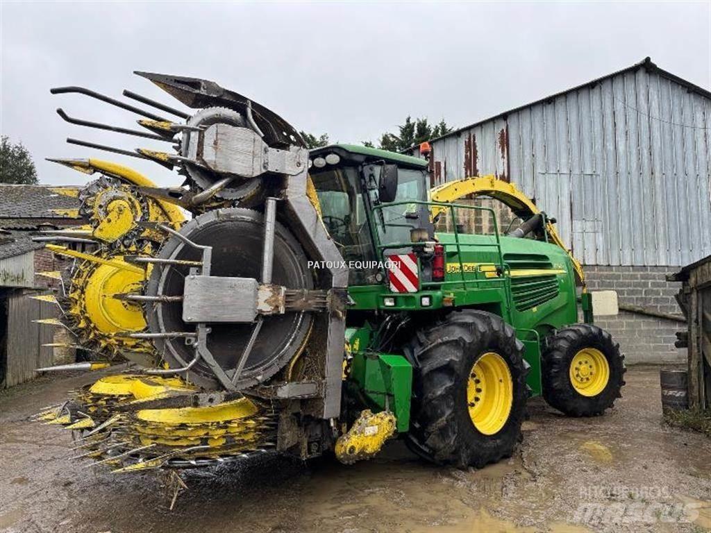 John Deere 7750 i Feldhäcksler