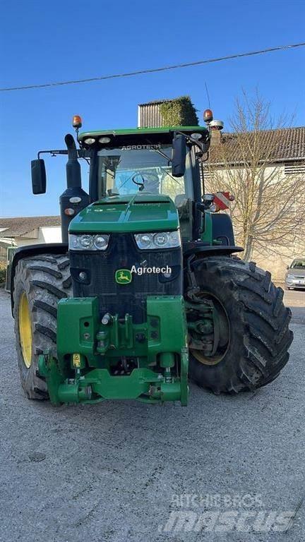 John Deere 8295R Traktoren