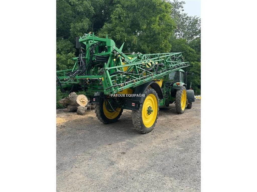 John Deere 840 Anhängespritzen