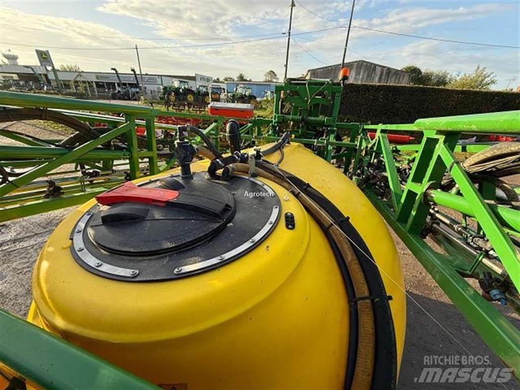 John Deere M740 Anhängespritzen