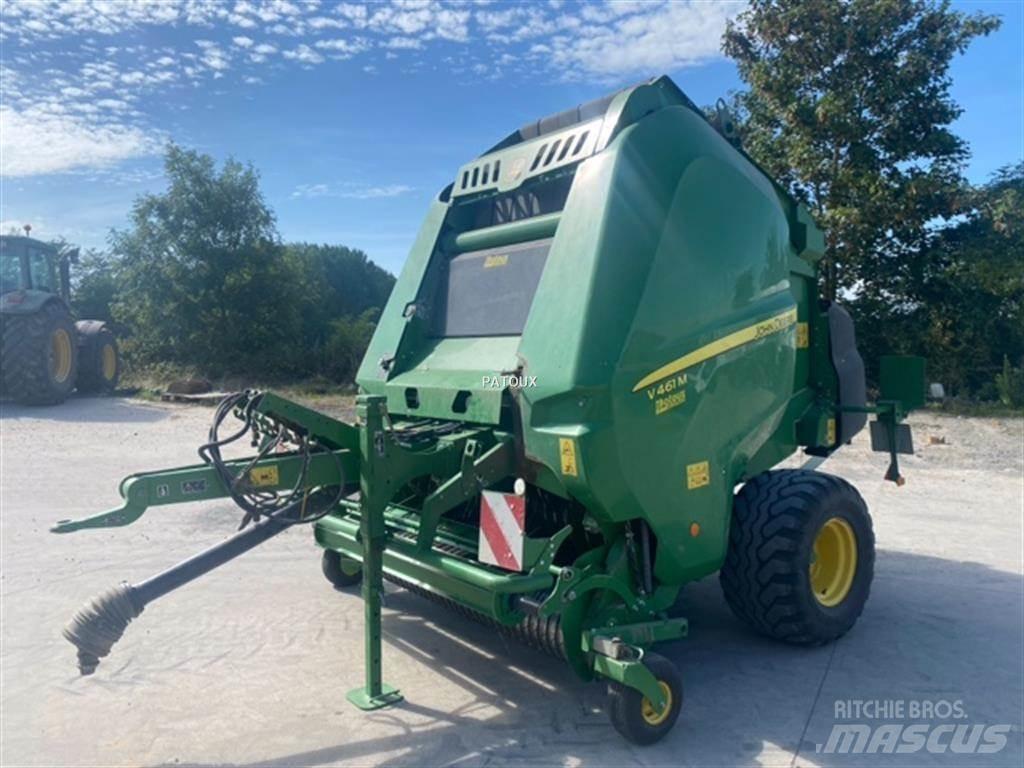 John Deere V461M Rundballenpressen