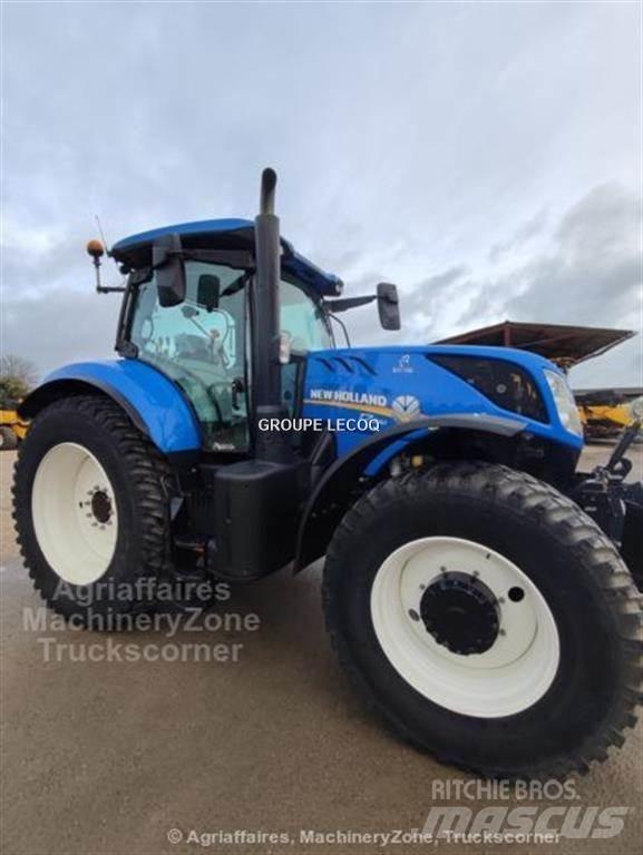 New Holland T7 230 Traktoren