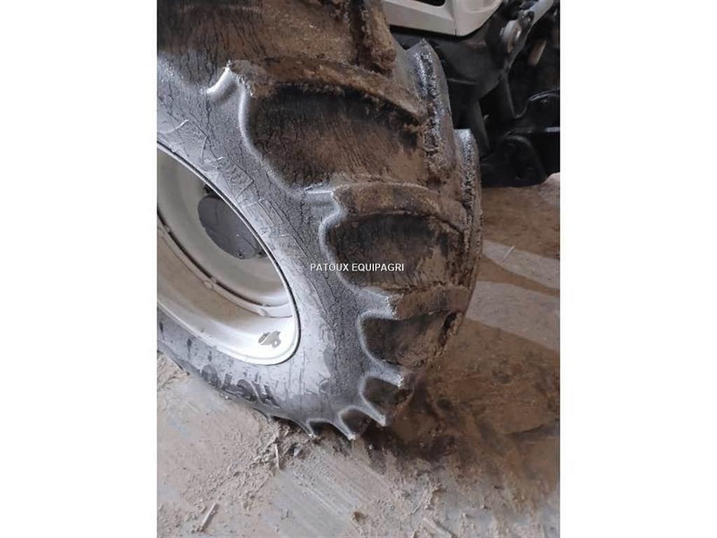 Valtra N174 DIRECT Traktoren