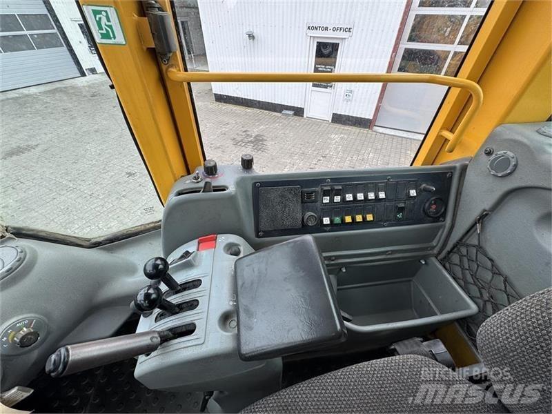 Volvo L 110 E Radlader
