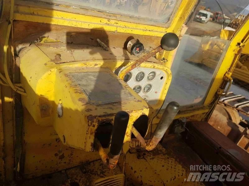 CAT D7 80 ΕΥΚΑΙΡΙΑ Sonstige Baumaschinen