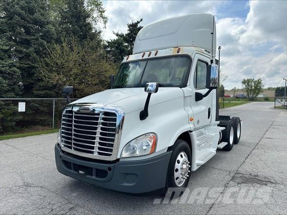 Freightliner CASCADIA 125 Sattelzugmaschinen