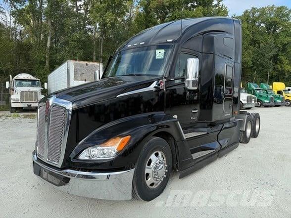 Kenworth T680 Sattelzugmaschinen