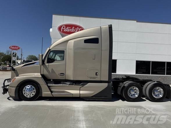 Kenworth T680 Sattelzugmaschinen