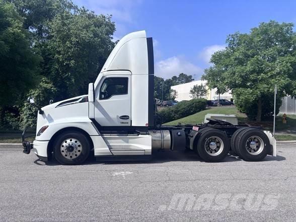 Kenworth T680 Sattelzugmaschinen