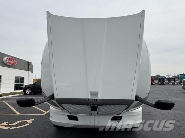 Kenworth T680 Sattelzugmaschinen