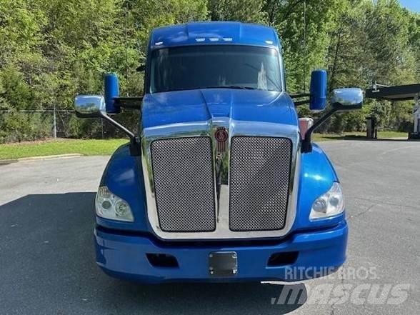 Kenworth T680 Sattelzugmaschinen
