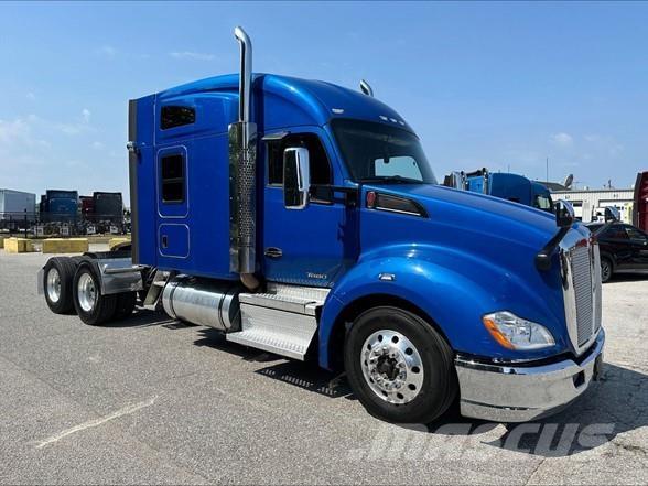 Kenworth T680 Sattelzugmaschinen