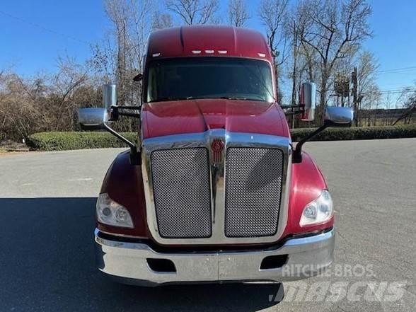 Kenworth T680 Sattelzugmaschinen