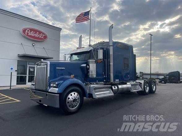Kenworth W900 Sattelzugmaschinen