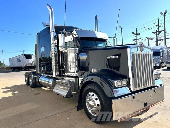 Kenworth W900 Sattelzugmaschinen