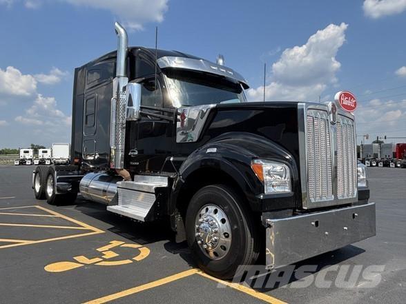Kenworth W990 Sattelzugmaschinen