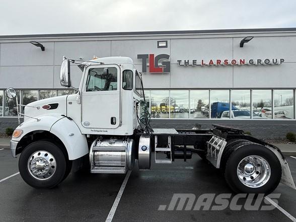 Peterbilt 337 Sattelzugmaschinen