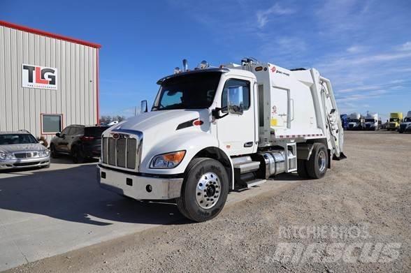 Peterbilt 536 Müllwagen