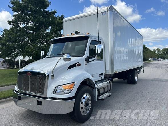 Peterbilt 536 Kofferaufbau