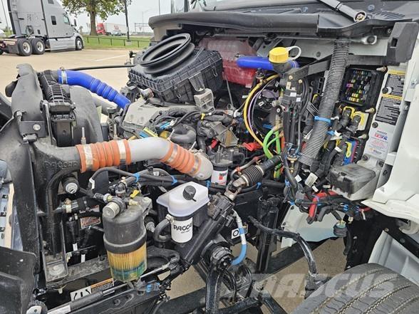 Peterbilt 536 Sonstige Baumaschinen