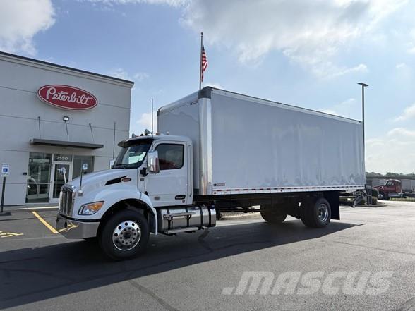 Peterbilt 536 Kofferaufbau