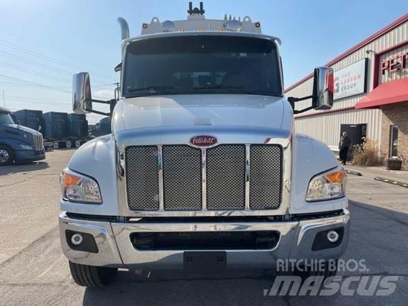 Peterbilt 537 Müllwagen