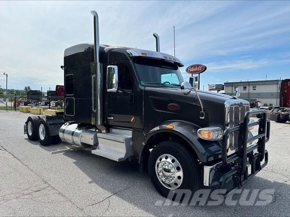 Peterbilt 567 Sattelzugmaschinen