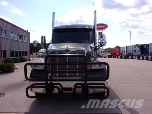 Peterbilt 567 Sattelzugmaschinen