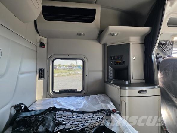 Peterbilt 567 Sattelzugmaschinen