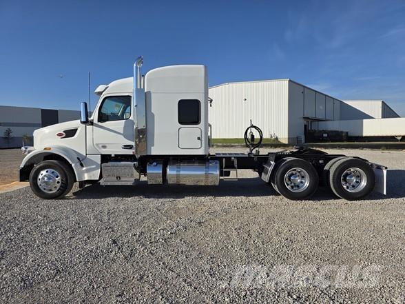 Peterbilt 567 Sattelzugmaschinen