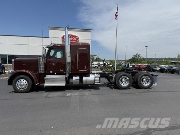 Peterbilt 589 Sattelzugmaschinen