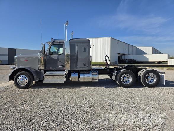 Peterbilt 589 Sattelzugmaschinen