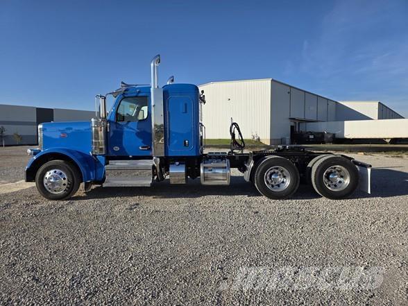 Peterbilt 589 Sattelzugmaschinen