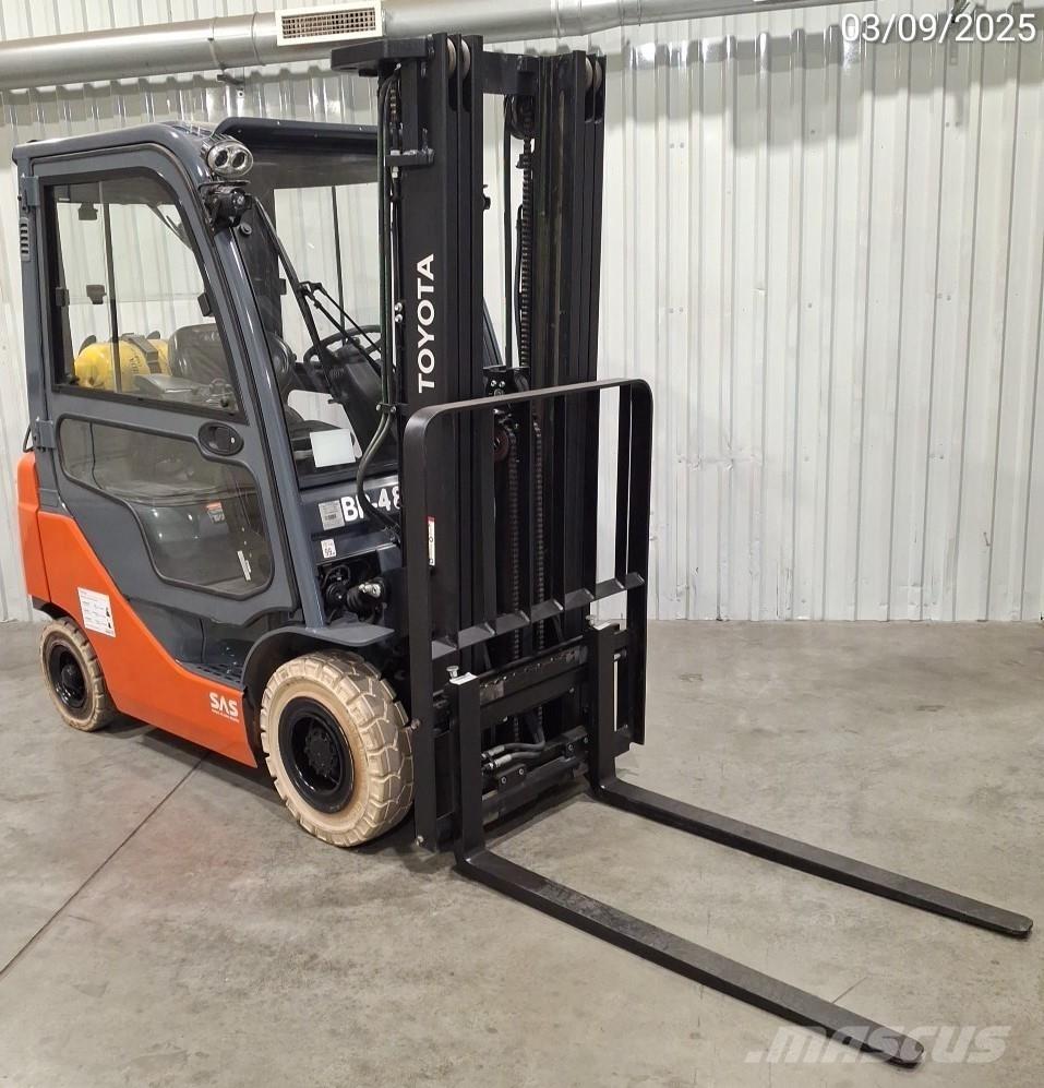 Toyota 02-8FGF15 Gasstapler
