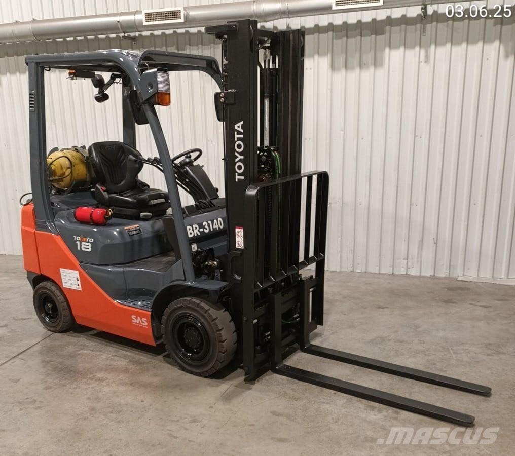 Toyota 02-8FGF18 Gasstapler