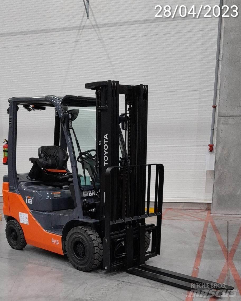 Toyota 42-8FDF18 Dieselstapler