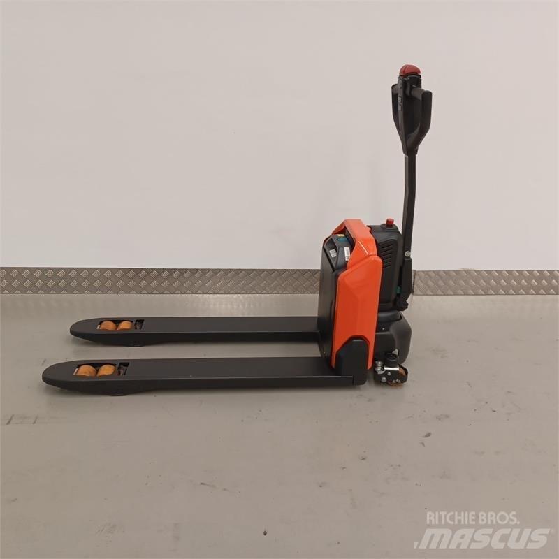 BT LHE130 Elektrostapler