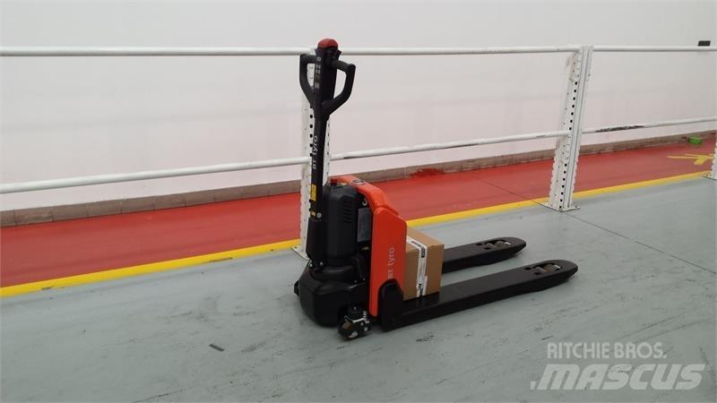 BT LHE130 Elektrostapler
