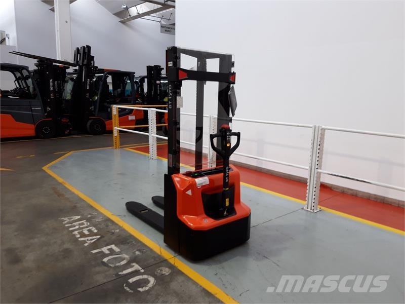 BT SHE100 Handgeführter Palettenstapler