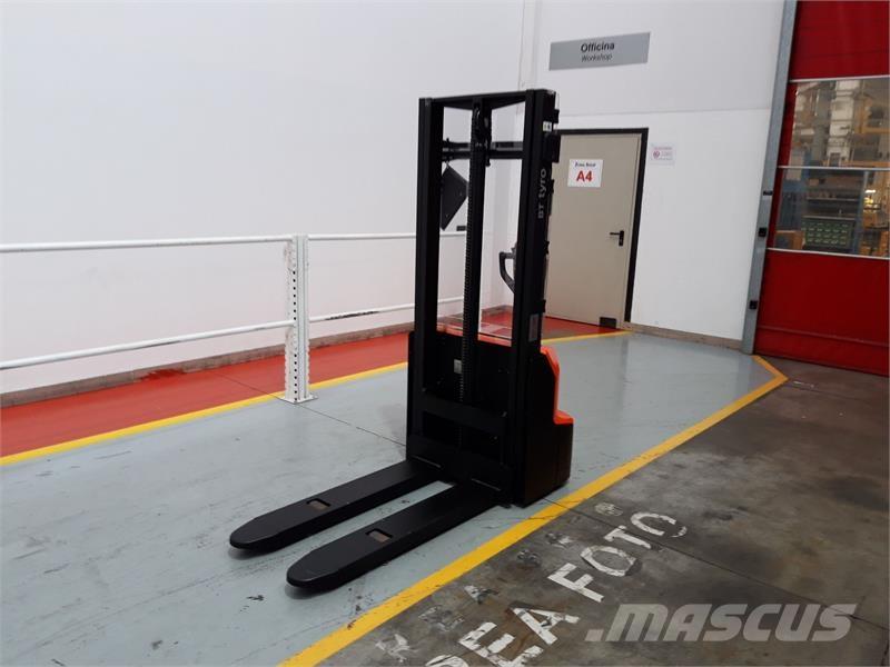 BT SHE100 Handgeführter Palettenstapler