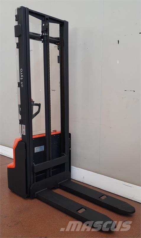 BT SHE100 Handgeführter Palettenstapler