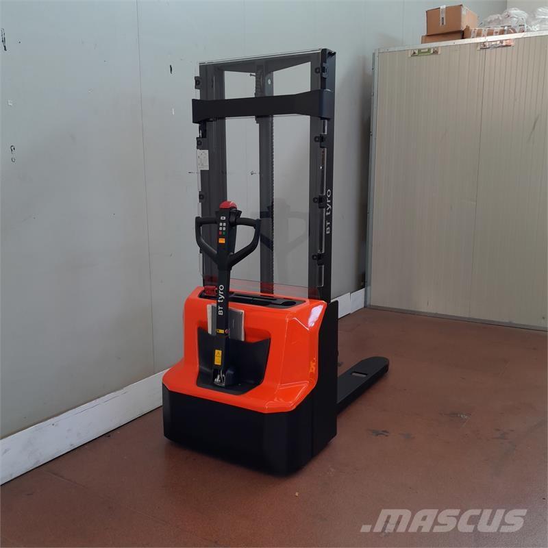 BT SHE100 Handgeführter Palettenstapler