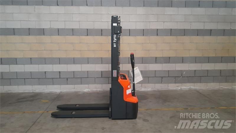 BT SHE100 Handgeführter Palettenstapler