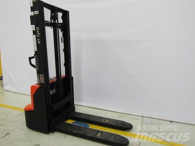 BT SHE100 Handgeführter Palettenstapler
