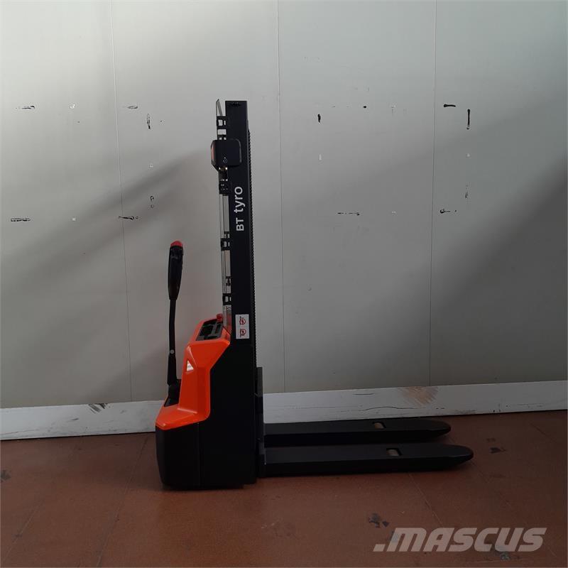 BT SHE100 Handgeführter Palettenstapler