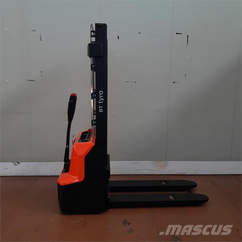 BT SHE100 Handgeführter Palettenstapler